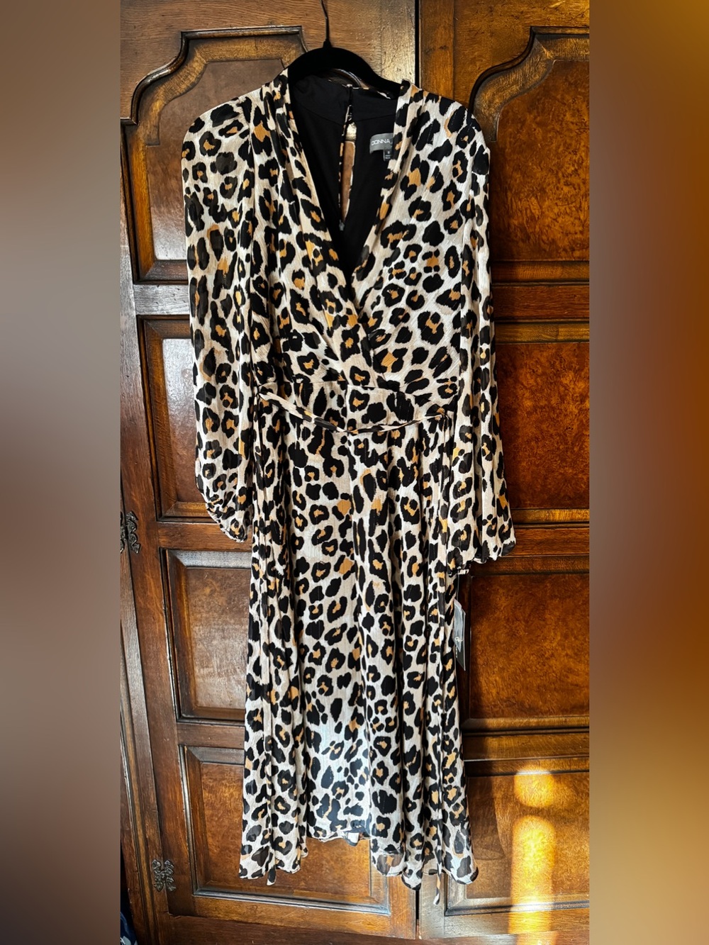 Donna Ricco Leopard Print Wrap Midi Dress - Sz 8 NWT